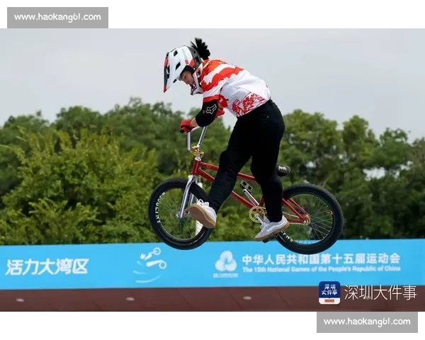 十五运四川首金诞生!小轮车队包揽冠亚军 十五运四川首金诞生!小轮车队包揽冠亚军